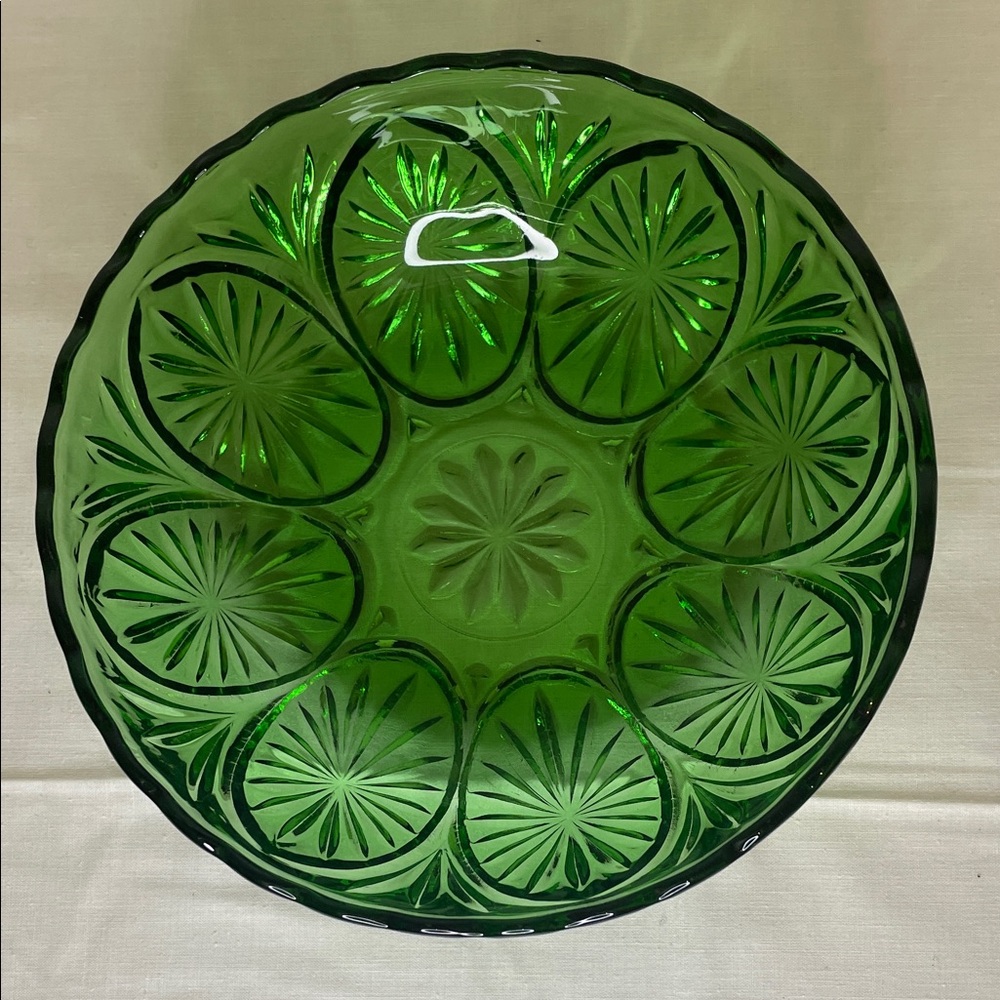 ANCHOR HOCKING Vintage Winter Green Glass Bowl